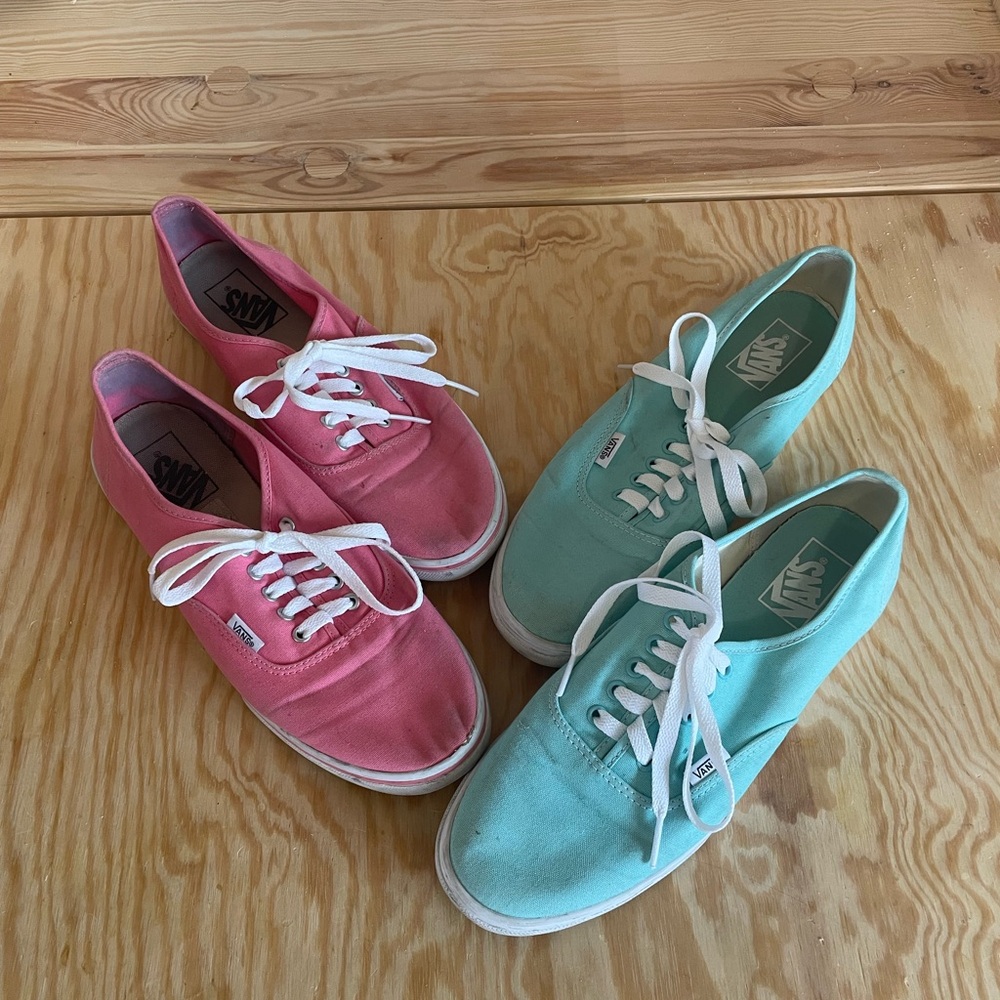 2 pairs Vans Lopro Pastel Pink & Blue size 10